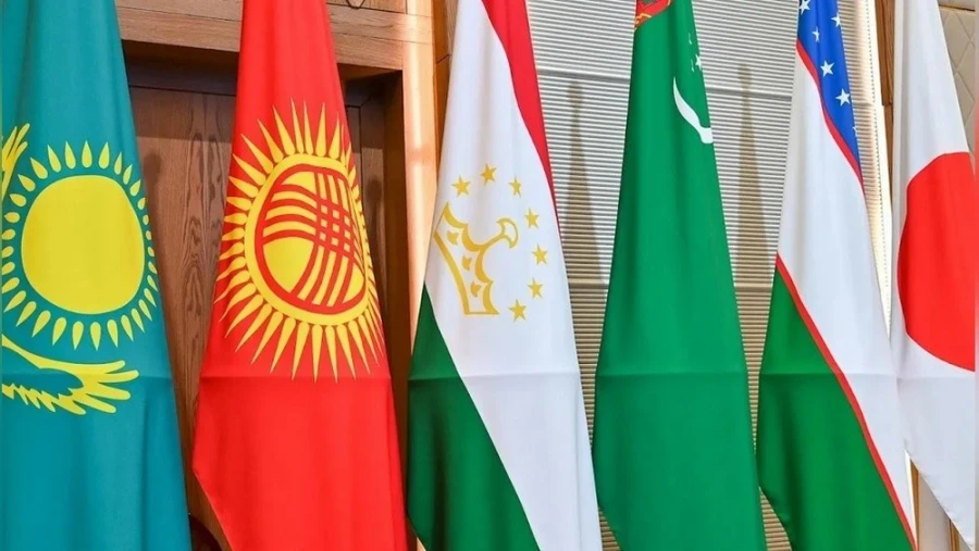 Япония Орто Азияны «С5+1» саммити үчүн чакырат