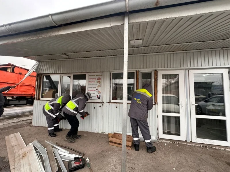 Illegal pavilions dismantled in Bishkek