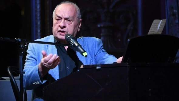 Famous Soviet and Russian pianist, composer, and television host Levon Oganesov has passed away