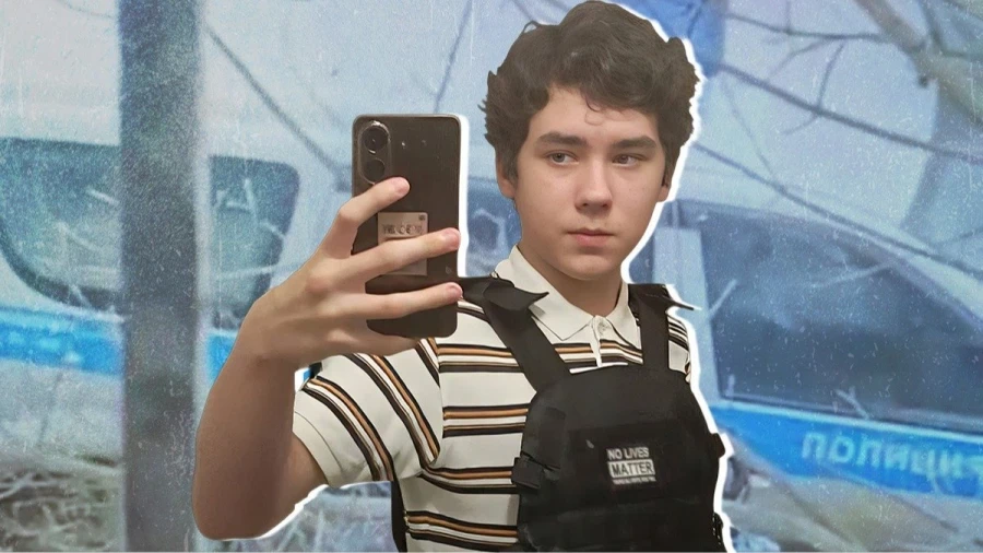 In one of the schools in the Moscow region, a teenager took a selfie against the backdrop of a murdered child.