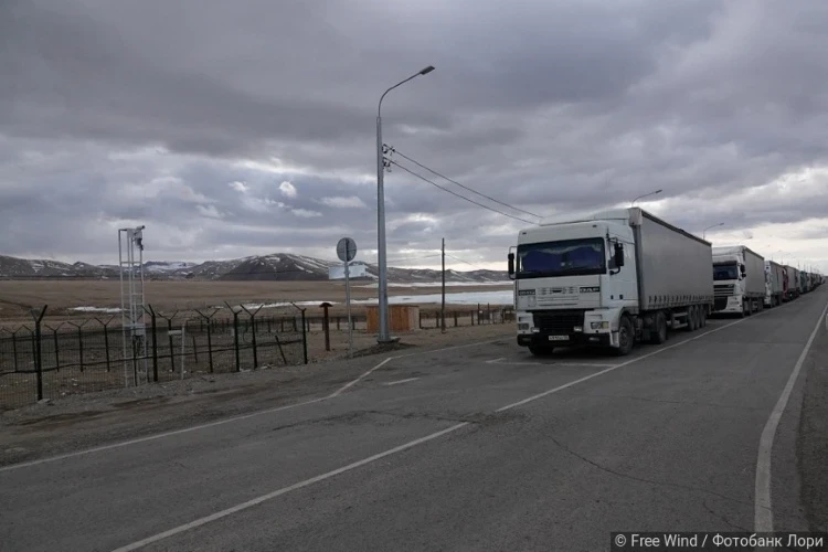 Supplies from Kyrgyzstan to Russia have stalled due to requirements for the declarant