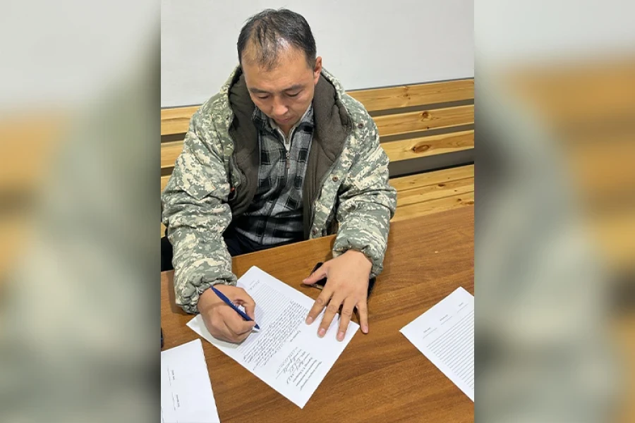 The Bishkek City Hall commented on the fall of a passenger from the bus