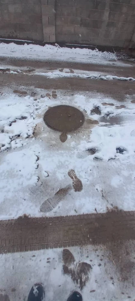 Жители жилмассива "Ак-Босого" пожаловались на непроходимую грязь. В мэрии отреагировали