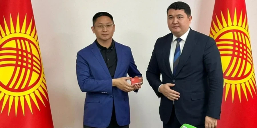 More than a thousand foreigners received resident cards from the Ministry of Foreign Affairs of the Kyrgyz Republic