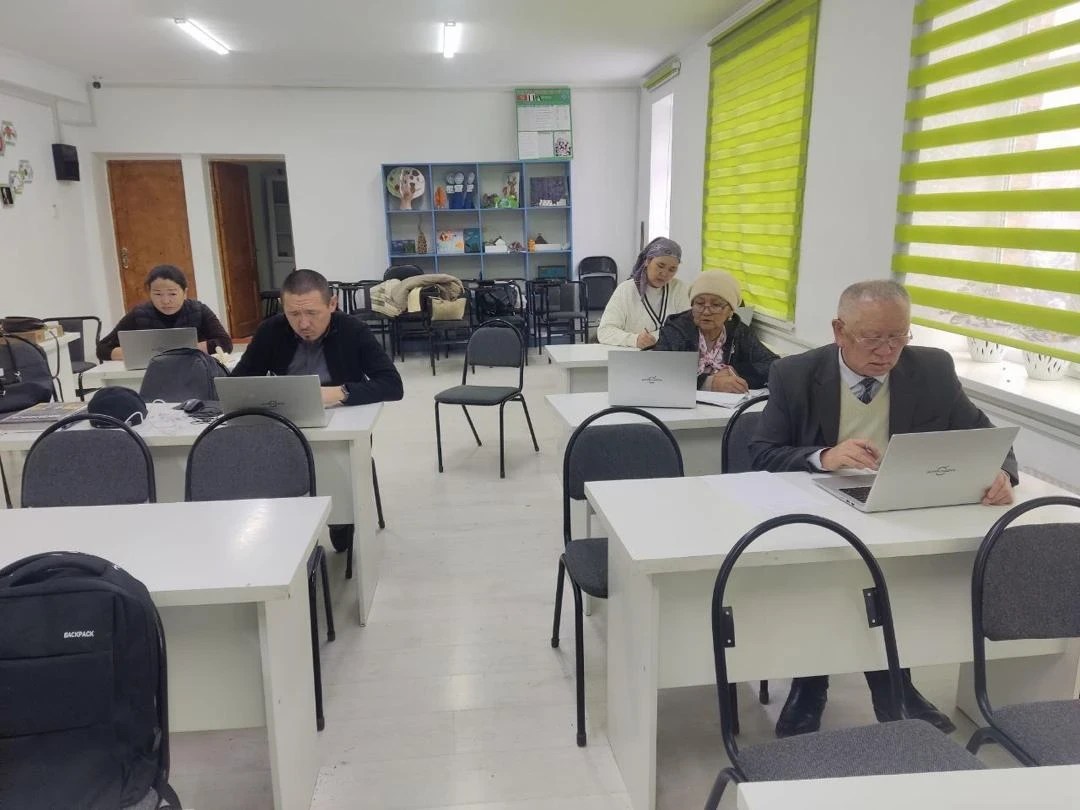 About 25,000 teachers in the Kyrgyz Republic underwent testing. What results did they show?