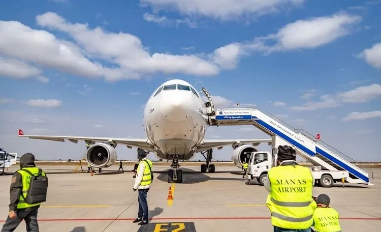 В международном аэропорту «Манас» рейсы возобновлены