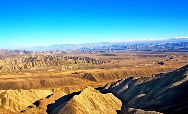 Минприроды: В геологической отрасли Кыргызстана 93% работников – местные жители