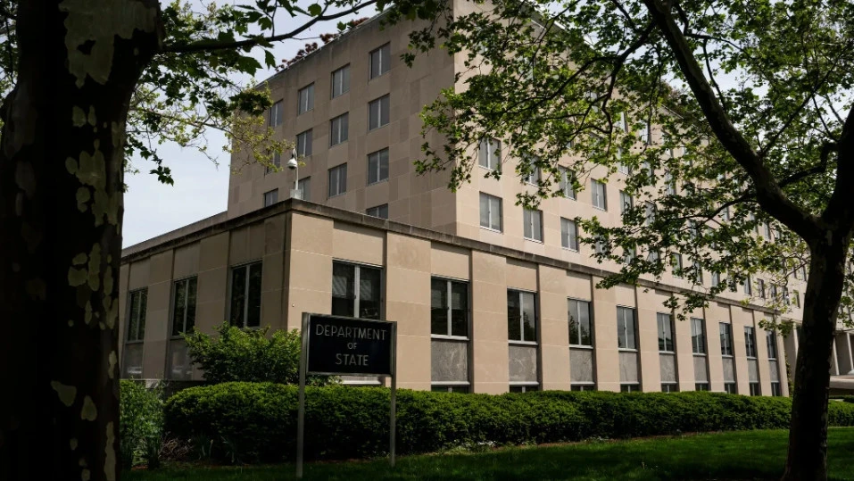 The J-1 Cultural Exchange Program in the USA has turned into a scheme for profiting from and exploiting foreign interns, - The New York Times