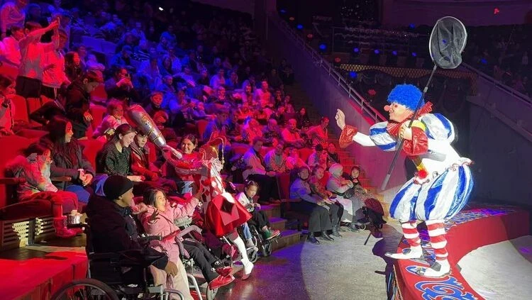 The Bishkek City Hall Gave Children with Disabilities a New Year's Fairy Tale