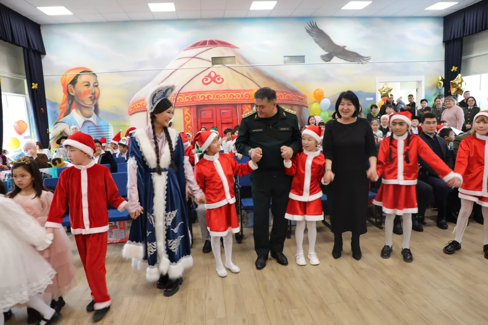 Kamchybek Tashiev visited a specialized boarding school in Bishkek after the major renovation