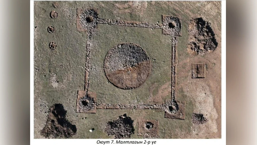 Large remains of hundreds of horses were discovered in the nomadic burial mounds of Khirgisuura in Mongolia.