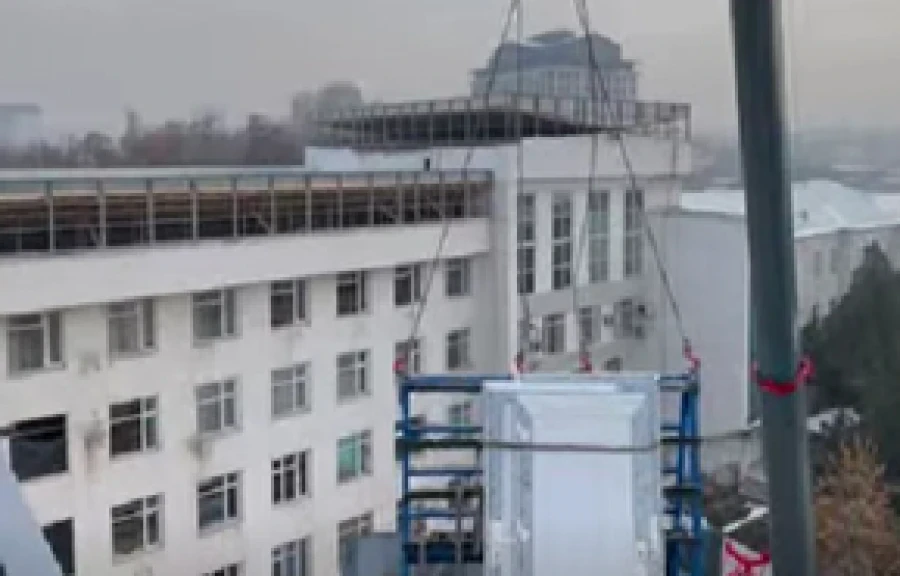 Solar panels installation has begun on the roof of the mayor's office in Osh