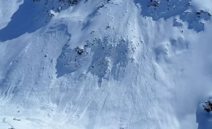 Three Skiers Killed in Avalanche in the Pyrenees, Spain
