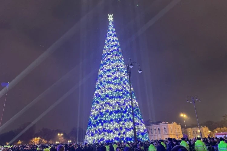 Every City Has Its Own Style. New Year Trees of Kyrgyzstan in Details