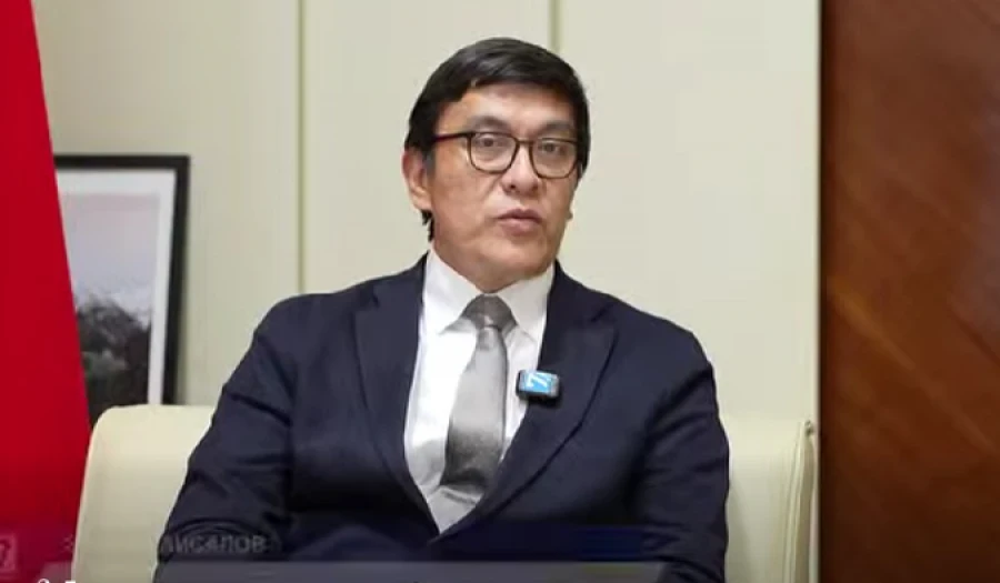 Edil Baysalov was surprised by the public's reaction to the deprivation of Atambayev's state awards