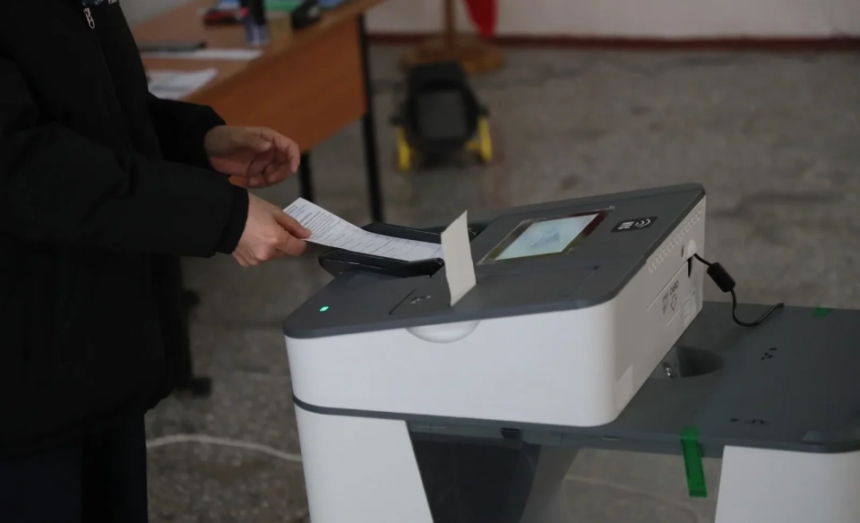 Results of the voting in district No. 30: Kubanychbek Samakov is in the lead