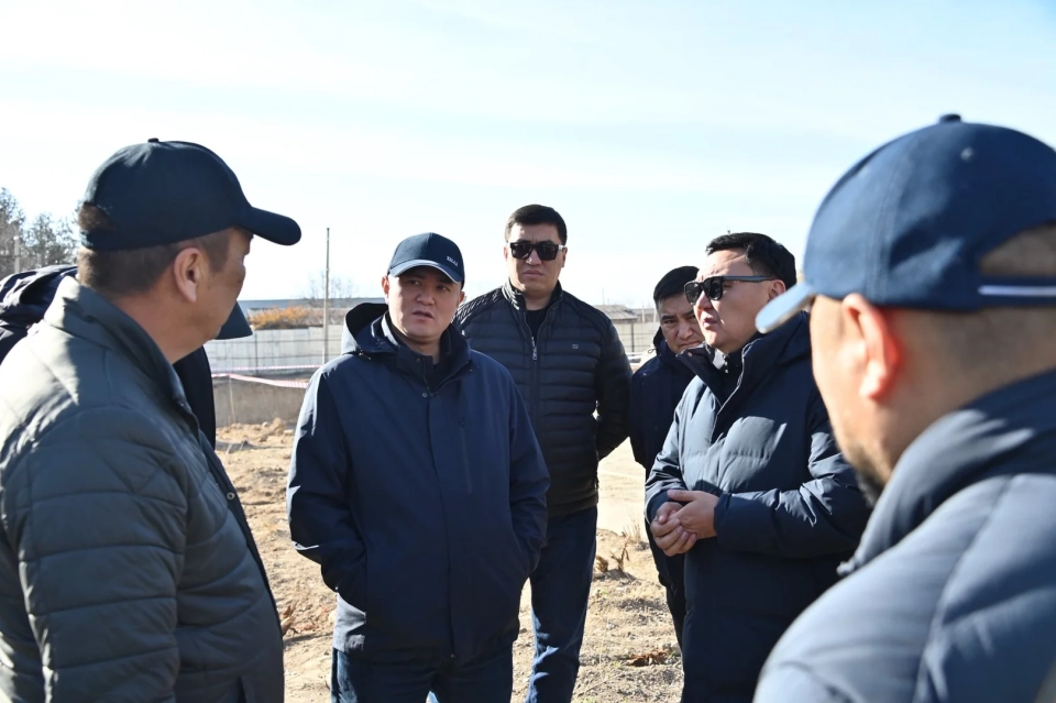 In the Toktogul District, an additional three-story hospital building is being constructed.