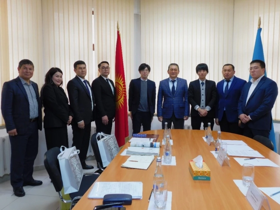 Соттук экспертизалар Кыргызстан менен Япониянын кызматташтыгын күчөтүүгө ниеттенишет