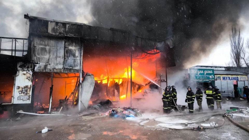 A fire broke out at the market in Bishkek