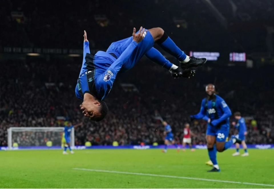 "Manchester United" and "Bournemouth" ended the match in a draw