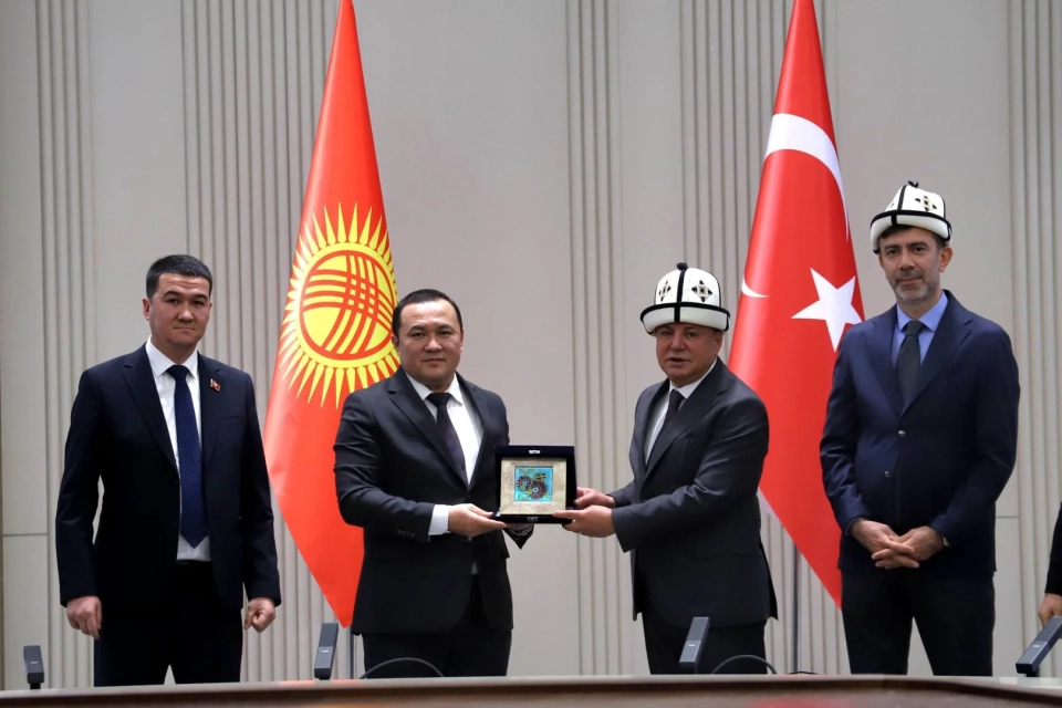 The Mayor of Manas and the Deputy Governor of Ankara Discussed Issues of Cooperation in Economy and Tourism