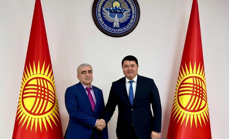 The Foreign Ministries of Kyrgyzstan and Tajikistan are working on the issue of opening consulates.