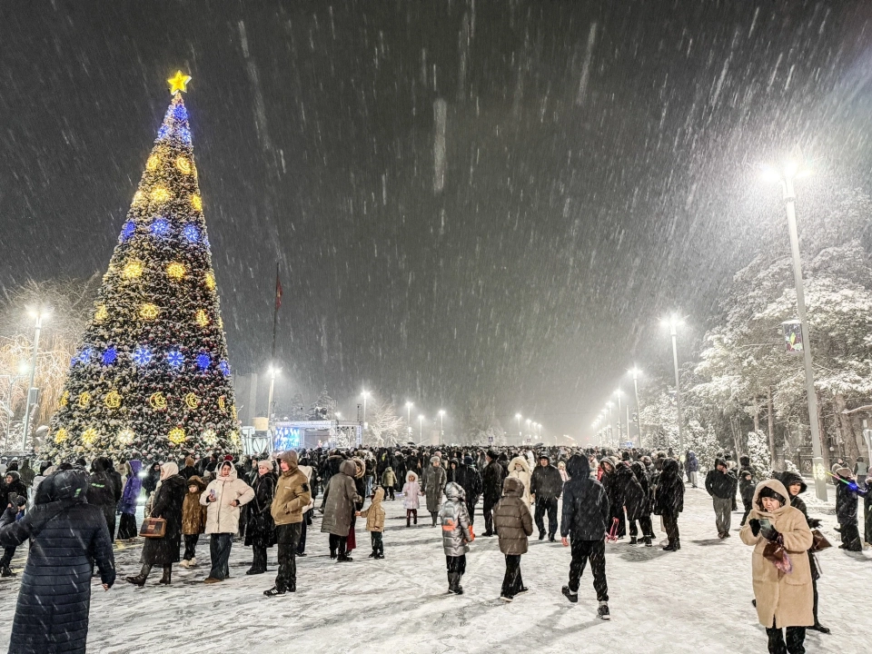 In Talas, the New Year tree was lit on the renovated square