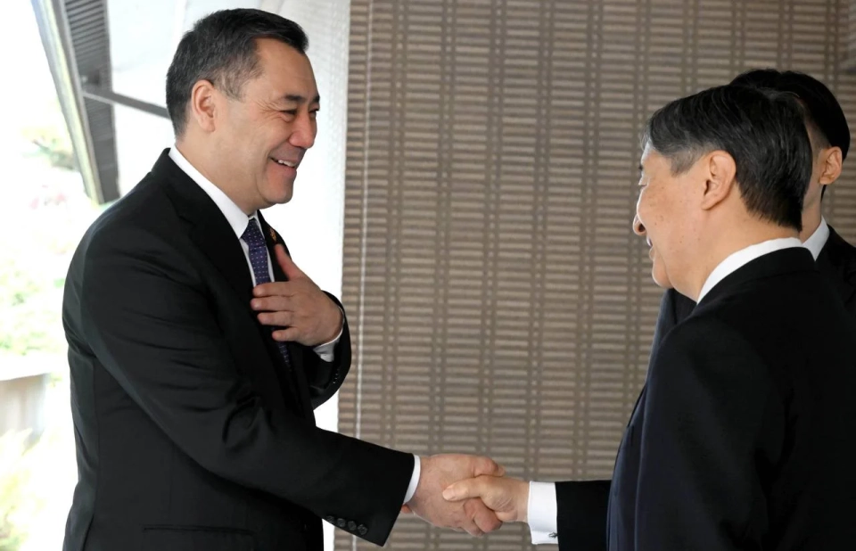 Садыр Жапаров встретился с императором Японии Нарухито