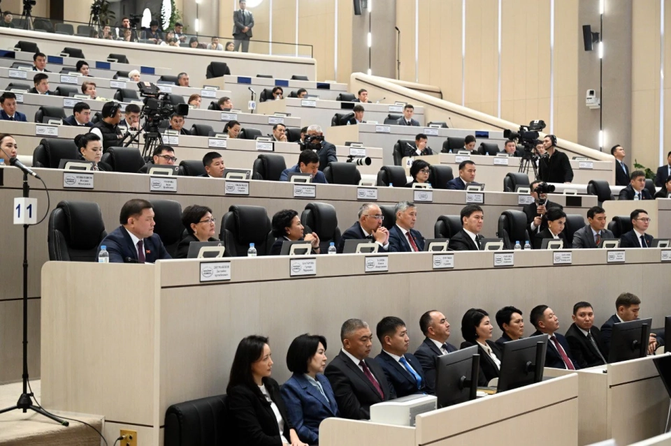 New Heads of the Apparatus of the Jogorku Kenesh Appointed