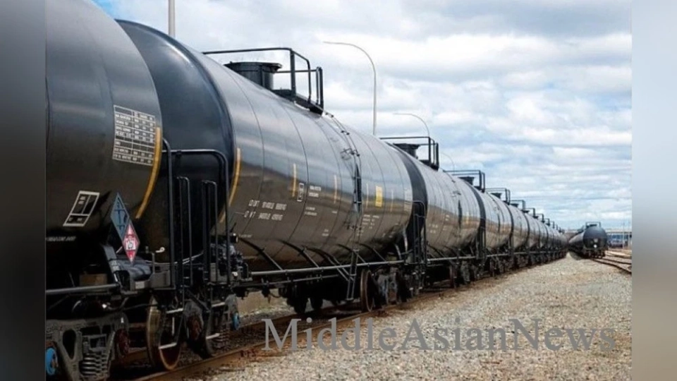 Yesterday, China sent 53 tank cars of AI-95 gasoline to Mongolia.
