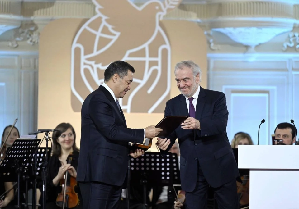 Sadyr Japarov Awarded the International Peace Prize