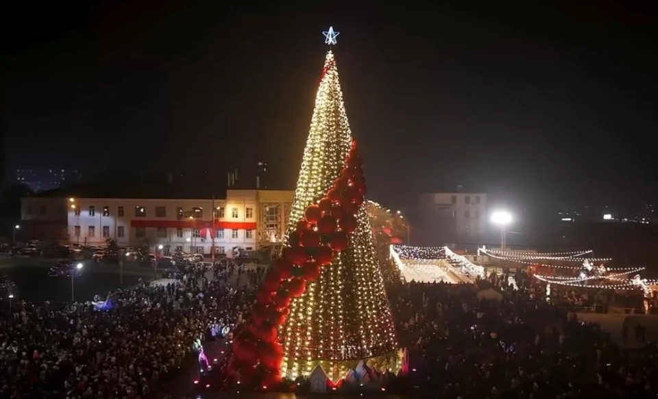 2025-жылы Кыргызстан шаарларындагы негизги Жаңы жылдык шыршалар кандай көрүнөт