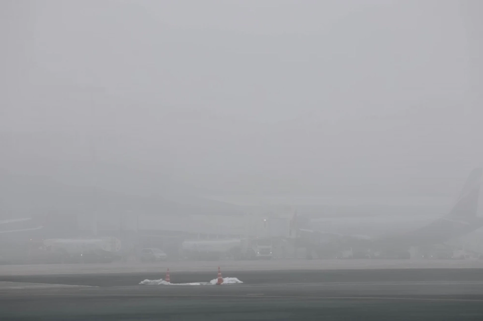 Какие аэропорты Кыргызстана не принимают авиарейсы из-за тумана?
