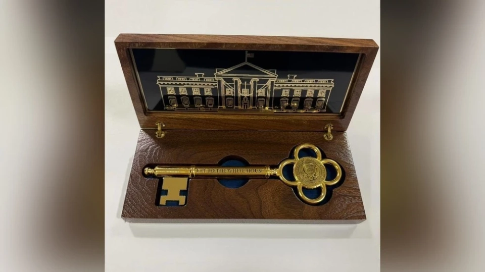 Трамп Токаевге Ак үйдүн «калитин» тартуулады