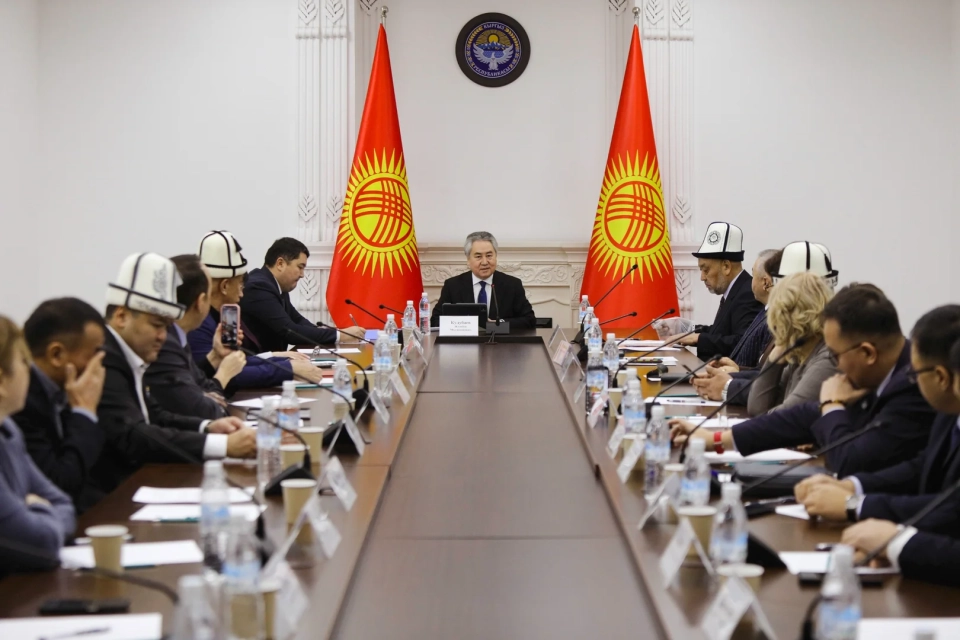 Zheenbek Kulubaev held a meeting with the delegates of the IV People's Kurultai