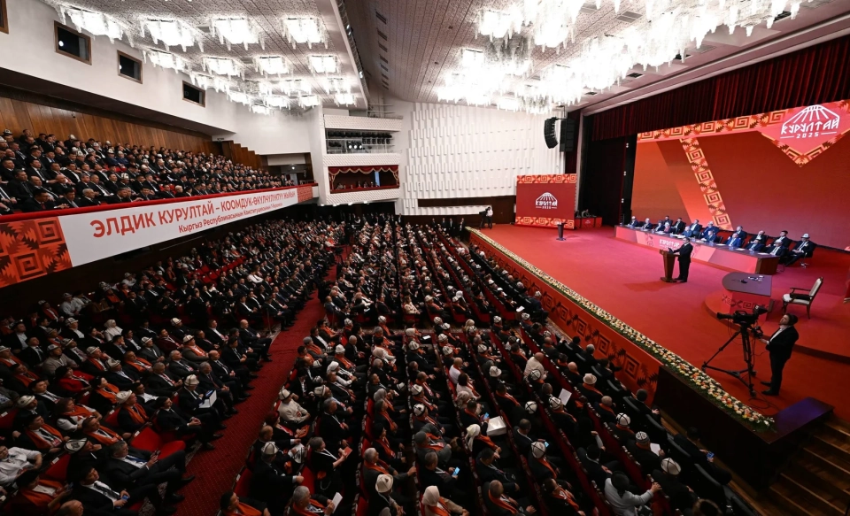 Кара-Балта нуждается в новой больнице и решении экологических проблем — делегат