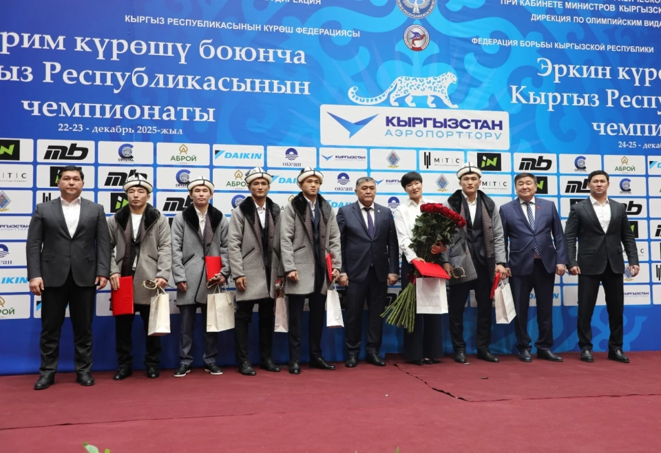 Apartments for Champions: Tashiev Rewarded Six Athletes for Achievements on the World Stage