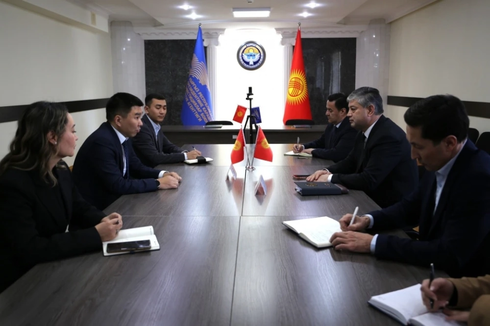 Кыргызстанда инвестиция тармагында өнөктөштүктү кеңейтүүдө
