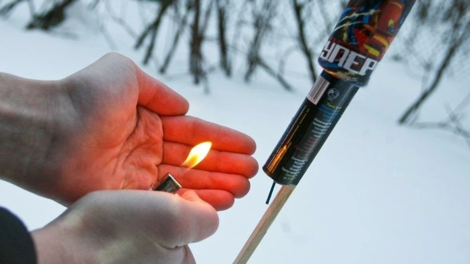 In Tashkent, a schoolboy lost his fingers after a fireworks explosion