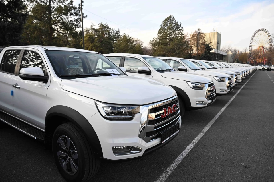 The Ministry of Agriculture of the Kyrgyz Republic received 44 official vehicles