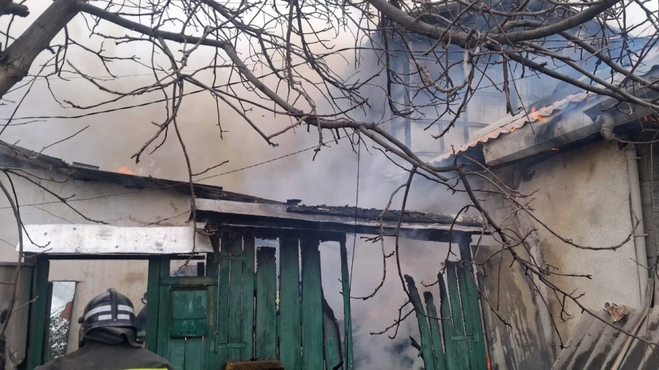 Fire in a residential building in Bishkek. A woman has died.