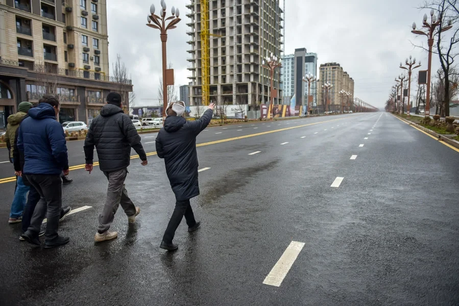 Construction of underground stations and stops has begun on Ch.Aitmatov Avenue in Bishkek.