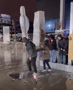 Шаардыктар Бишкектин борборунун сууга толгондугуна нааразы болушту. Тюлеев кандай жооп берди