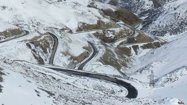 Ситуация өткөөлдөрдө: транспорттун кыймылы штаттык режимде жүргүзүлүүдө