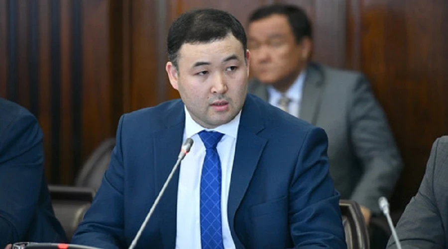 Шумкарбек Адилбек уулу НИСИнин директору болуп дайындалды