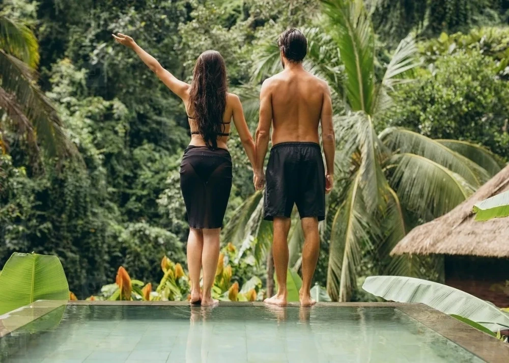 Unmarried Tourists Banned from Having Sex in Bali