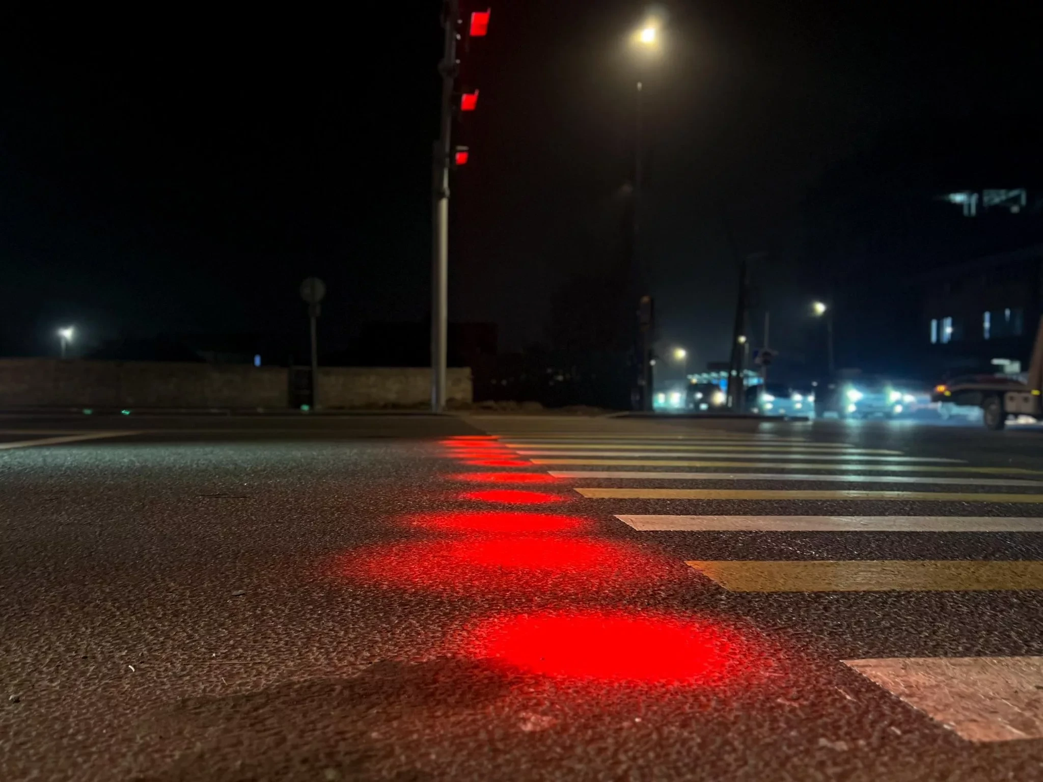 A new traffic light with laser illumination has been installed in Bishkek