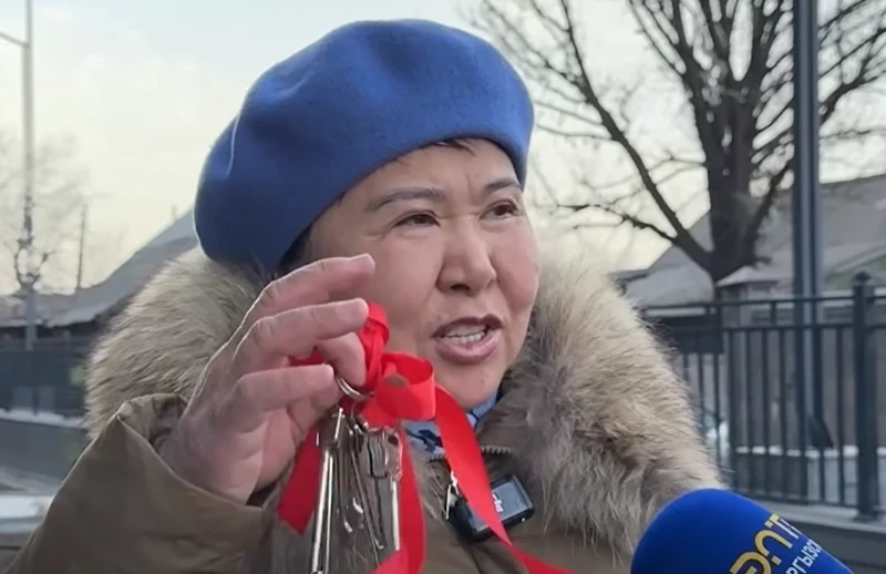 Residents of the capital received their long-awaited apartments from the SMC today