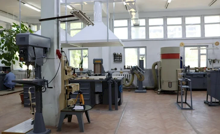 The Ministry of Labor is preparing a new unified institution for prosthetics and rehabilitation