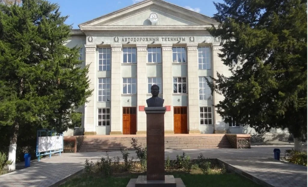 Approved standard charter for institutions of secondary vocational education